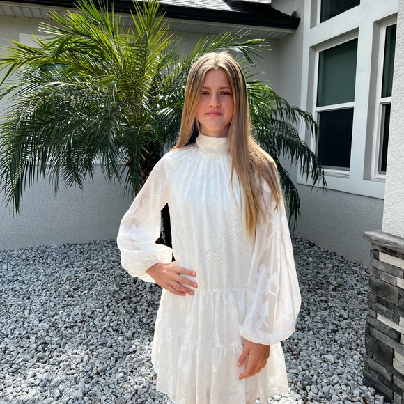 Belle Badgley Mischka Mock Neck Puff Sleeve Ansley Floral Print Tiered Dress NWT - Picture 8 of 10